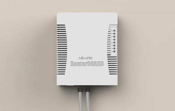 MikroTik RouterBOARD RB960PGS, hEX PoE, 5x Gigabit